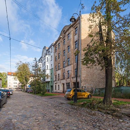 Lienes Iela Gem 1Br Apartment With Fireplace In Historic Unesco Center Riga Eksteriør bilde