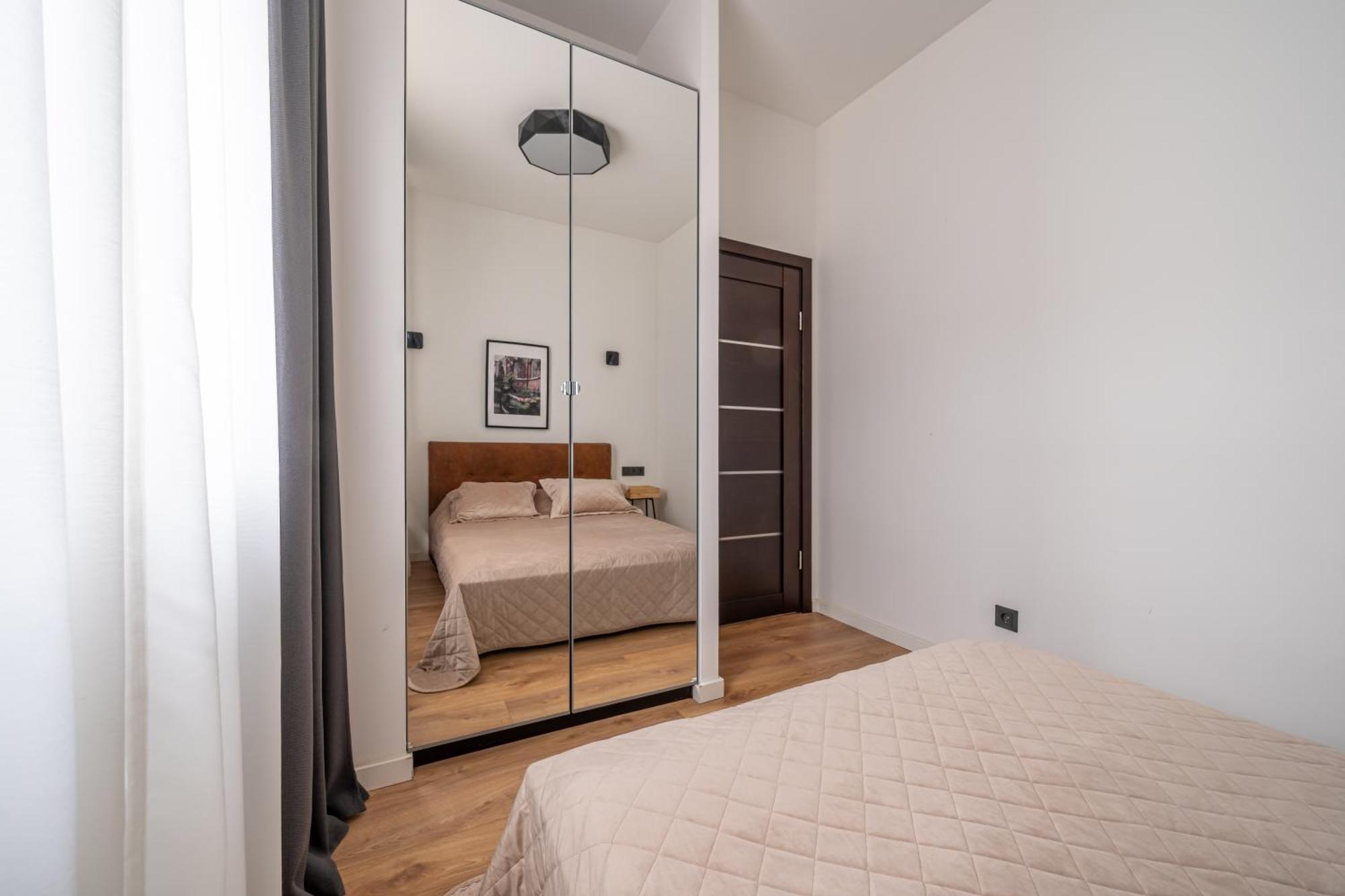 Lienes Iela Gem 1Br Apartment With Fireplace In Historic Unesco Center Riga Eksteriør bilde