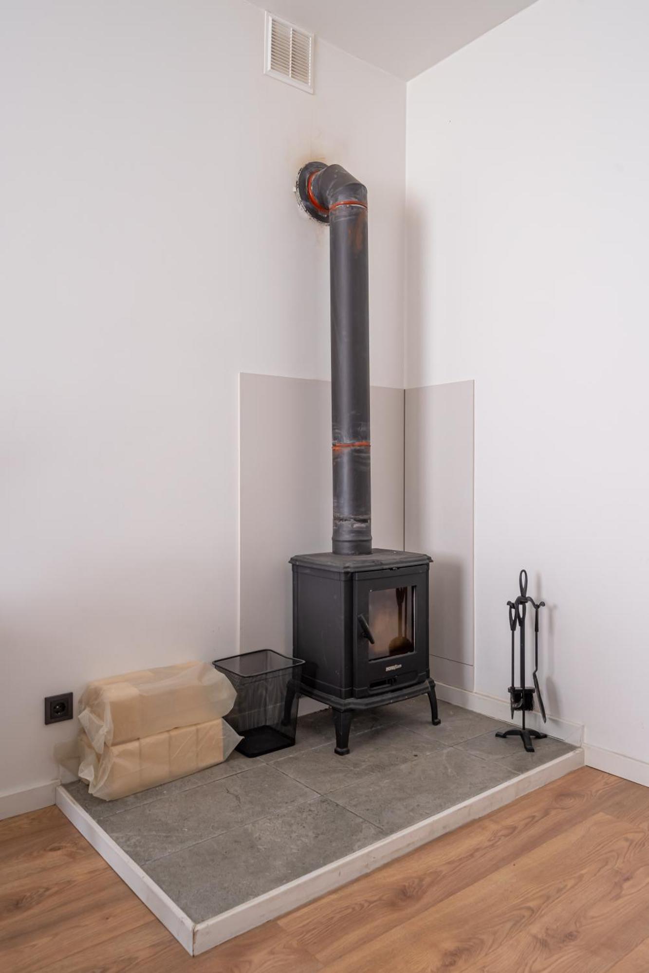Lienes Iela Gem 1Br Apartment With Fireplace In Historic Unesco Center Riga Eksteriør bilde