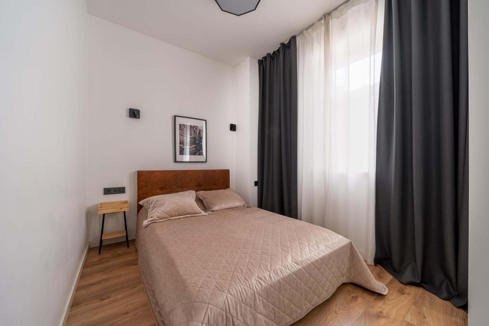 Lienes Iela Gem 1Br Apartment With Fireplace In Historic Unesco Center Riga Eksteriør bilde